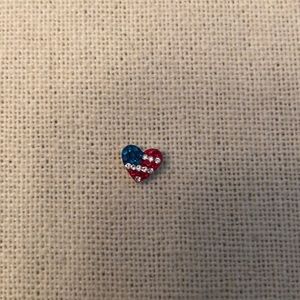 Origami owl sparkly heart charm